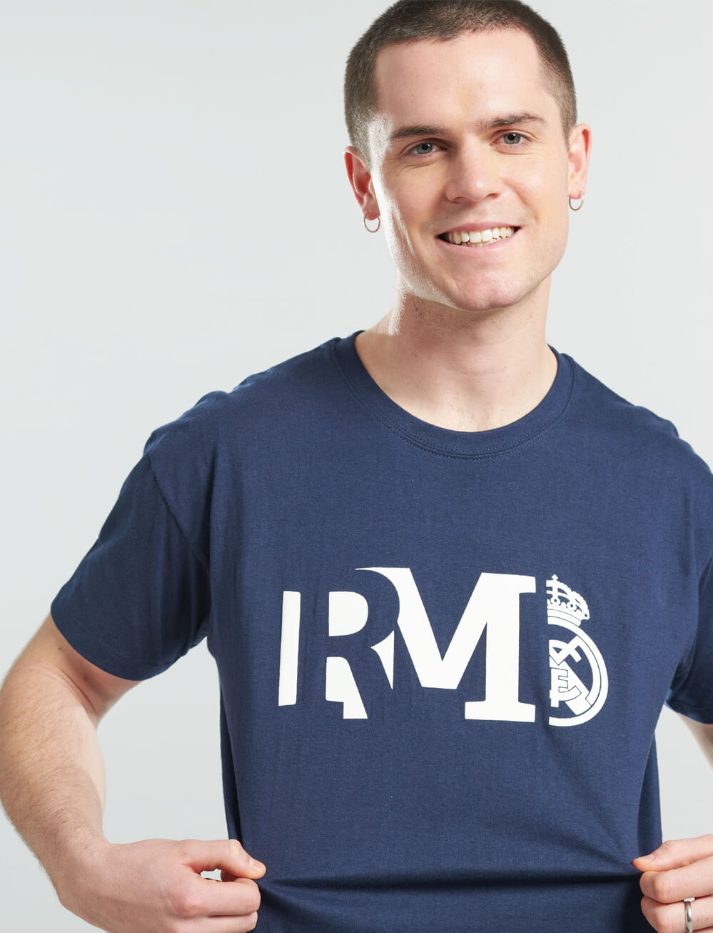 Official Real Madrid Graphic T-Shirt - Navy - The World Football Store