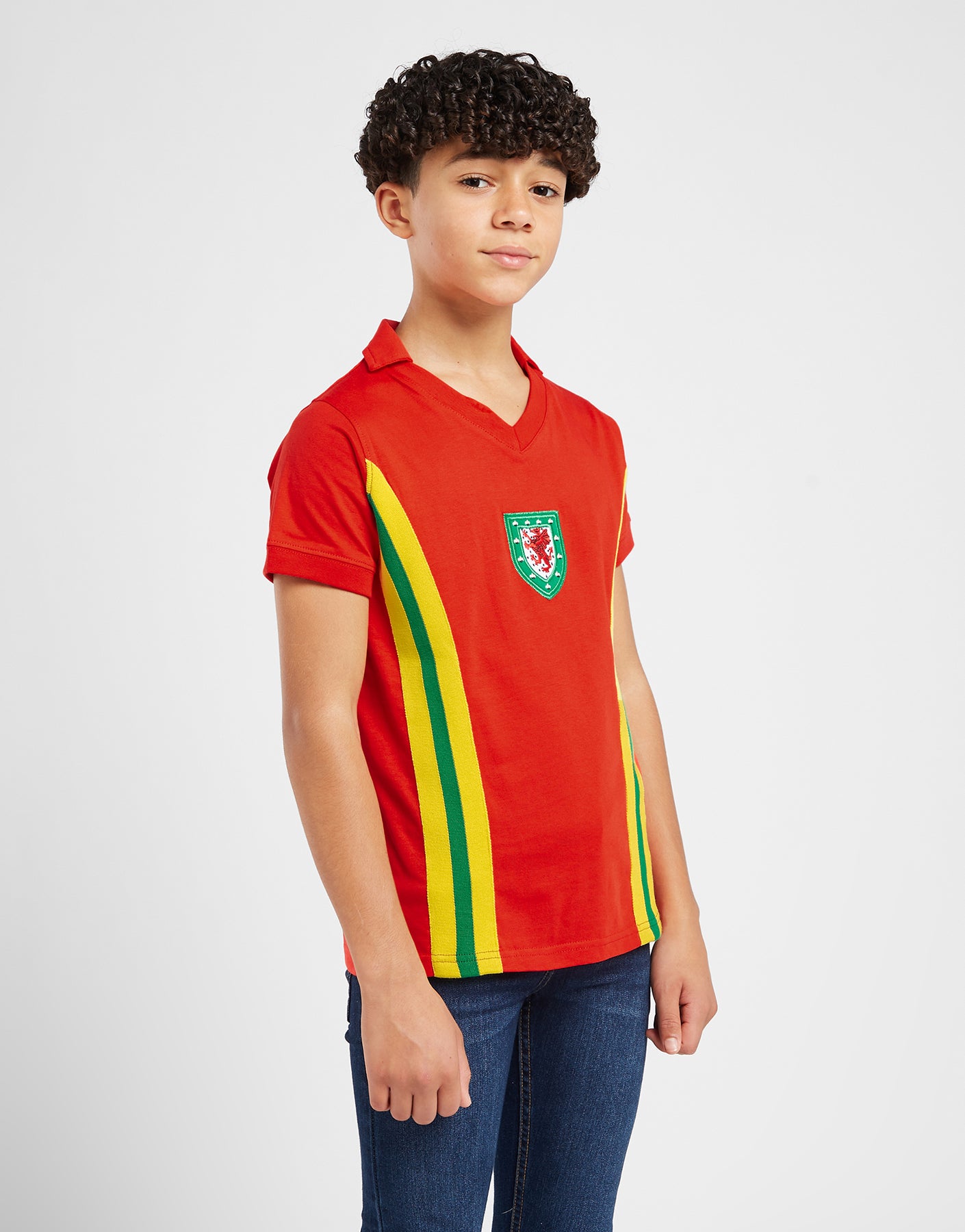 Official Team Wales Kids 1976 Retro Jersey - Red - The World Football Store